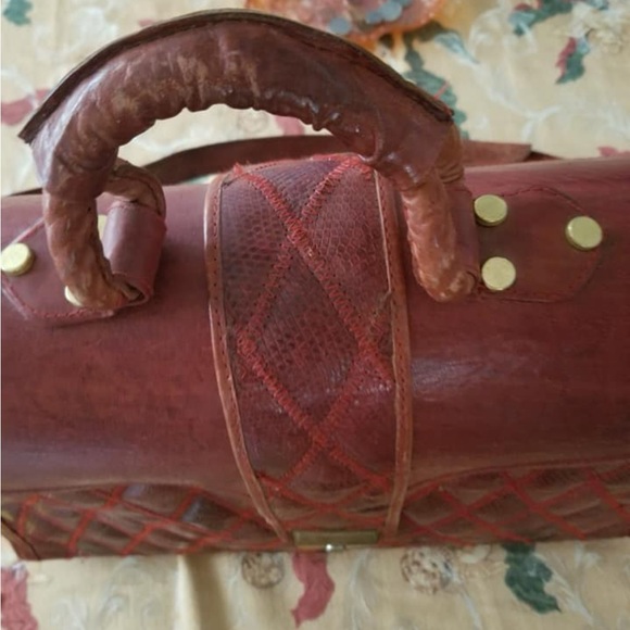 Red snakeskin briefcase custom made leather In Africa. - Picture 3 of 3